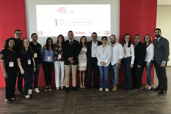 MCA realiza primera jornada académica universitaria para estudiantes de término de medicina